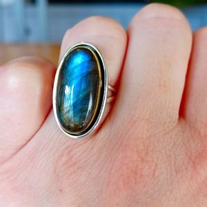 Sterling silver labradorite ring